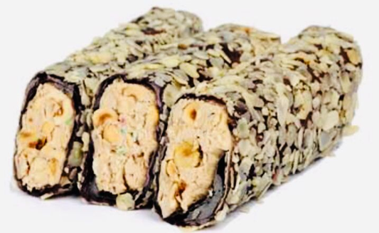Hazelnut Cream Roll Coated With Blackberry Paste & Hazelnut Fillets Pistachio Pistachio Ezmeli Pufi Roll