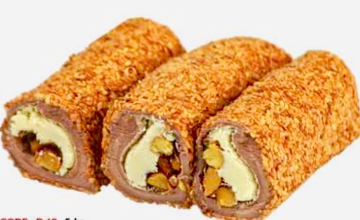 Caramel Flavored Pistachio & Hazelnut Cream Filled Roll With Coated Sesame